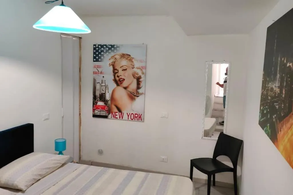 Cala Apartment Centre Palermo Holiday home